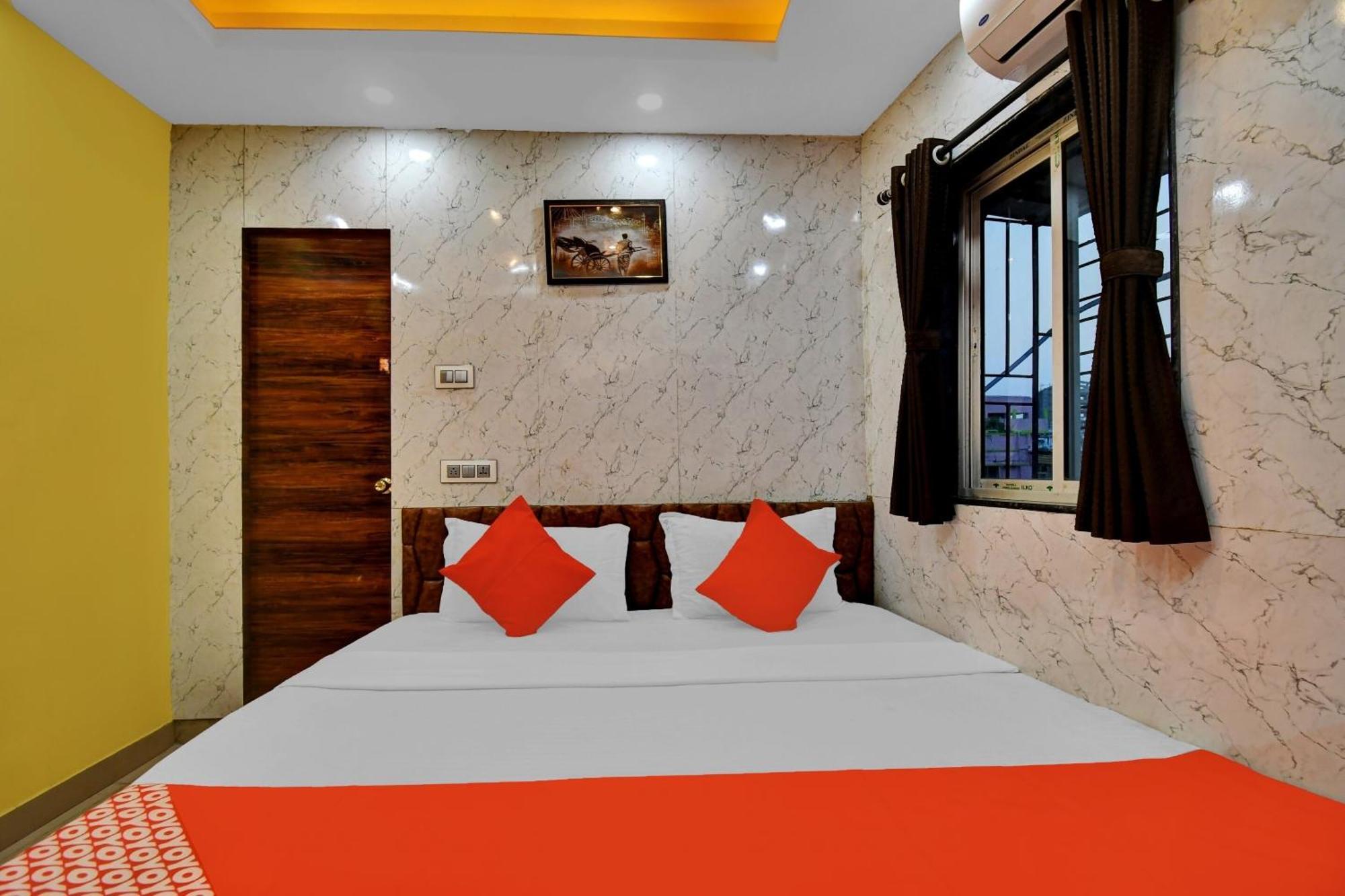 Oyo Flagship 83977 Zq Hotel 3*